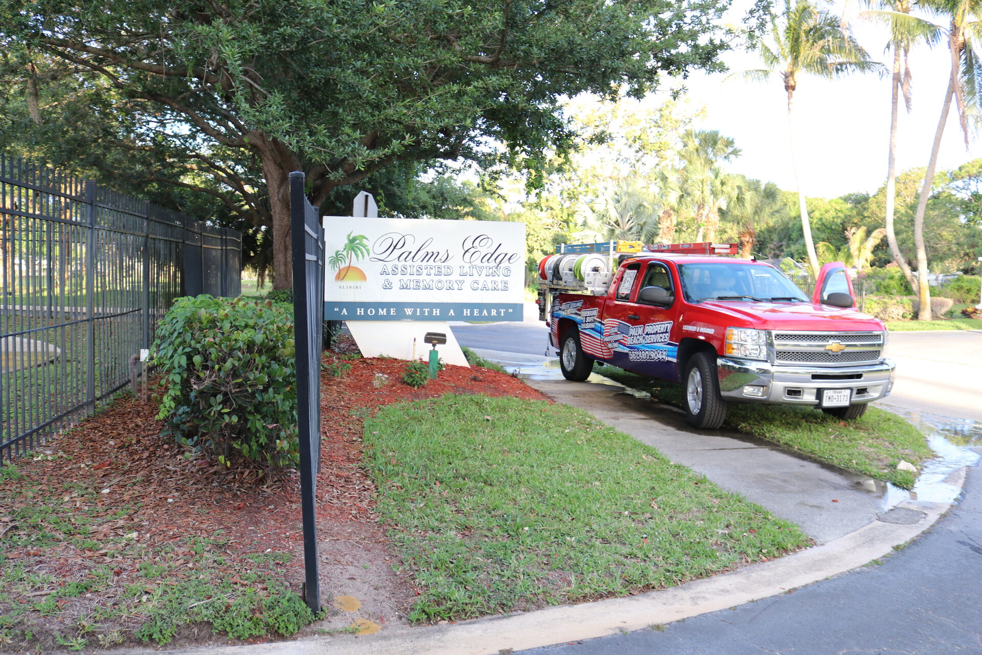 Commercial soft wash at Palms Edge Assisted Living